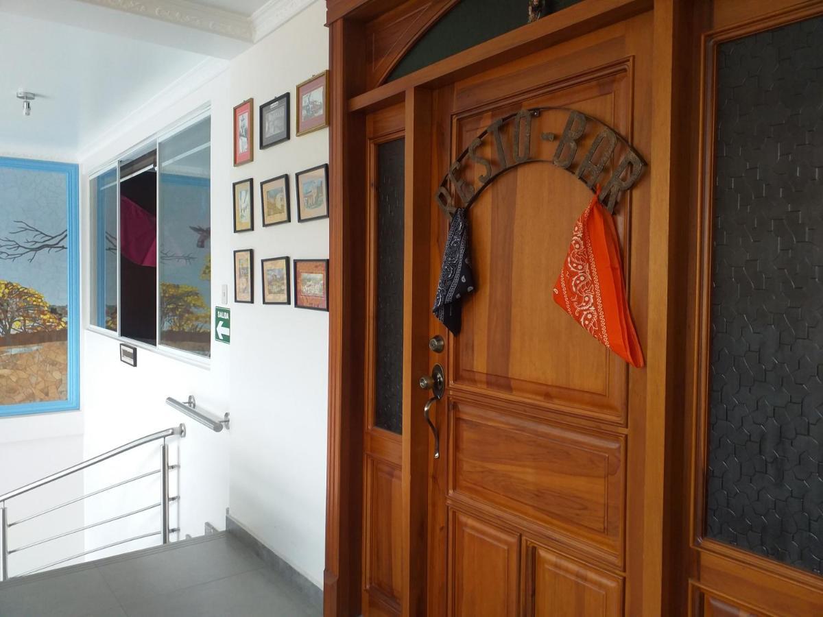 Hostal Resto - Bar "El Penon" Alausí Exteriér fotografie